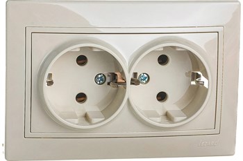 Розетка LEZARD MIRA 701-0303-127, двухместная, встраиваемая, кремовая, с заземлением 21326 - фото 103010