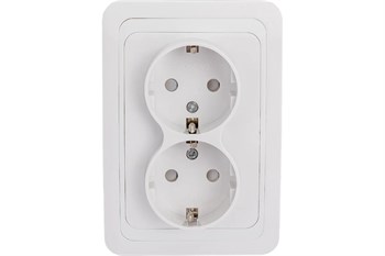 Розетка UNIVersal Валери В0128, двухместная, встраиваемая, белая, с заземлением, с защитными шторками, еврослот 15729