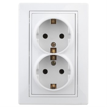 Розетка ЭРА Intro Plano 1-205-01, двухместная, встраиваемая, белая, с заземлением 54277