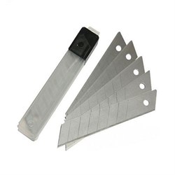 Лезвия STAYER PROFI 18 мм в боксе сегментные 10шт 22891