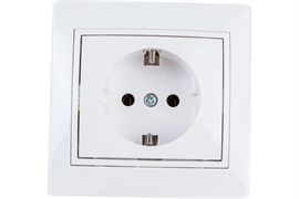 Розетка LEZARD MIRA 701-0202-122, одноместная, встраиваемая, белая, с заземлением 18588