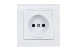 Розетка UNIVersal Бриллиант 7947625, одноместная, встраиваемая, белая, с заземлением 22452