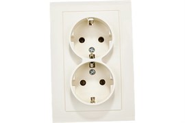 Розетка UNIVersal Бриллиант 7948752, двухместная, встраиваемая, слоновая кость, с заземлением 21748