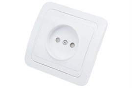Розетка UNIVersal Валери В0022, одноместная, встраиваемая, белая, без заземления, с защитными шторками, еврослот 9931