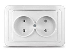Розетка UNIVersal Валери В0102, двухместная, встраиваемая, белая, без заземления, с защитными шторками, еврослот 11259