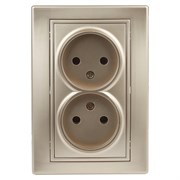 Розетка ЭРА Intro Plano 1-204-04, двухместная, встраиваемая, шампань, без заземления 53960