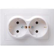 Розетка IEK ERК24-K01-16-DМ Кварта, двухместная, встраиваемая, с заземлением, белая 79137